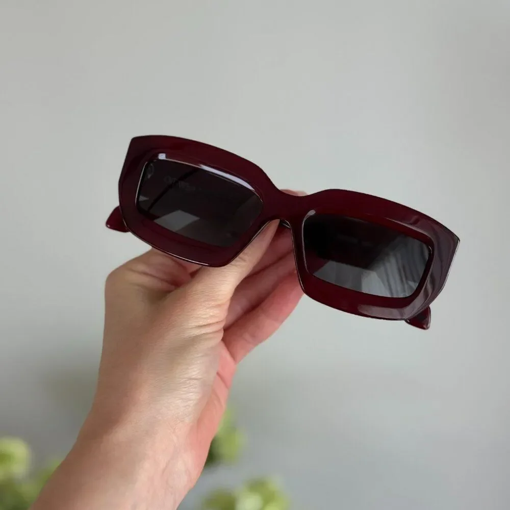 Off-White CHARLOTTE Sunglasses Burgundy Grey Rectangle OERI138 CHARLOTTE 2807